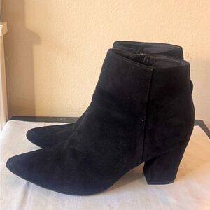 Life Stride Black Ankle Booties